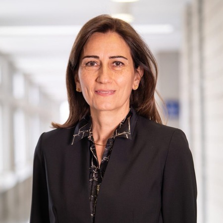 Dr. Zeynep Çakmak